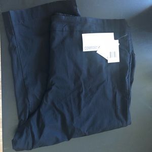 Black Prophecy stretch capris 24W